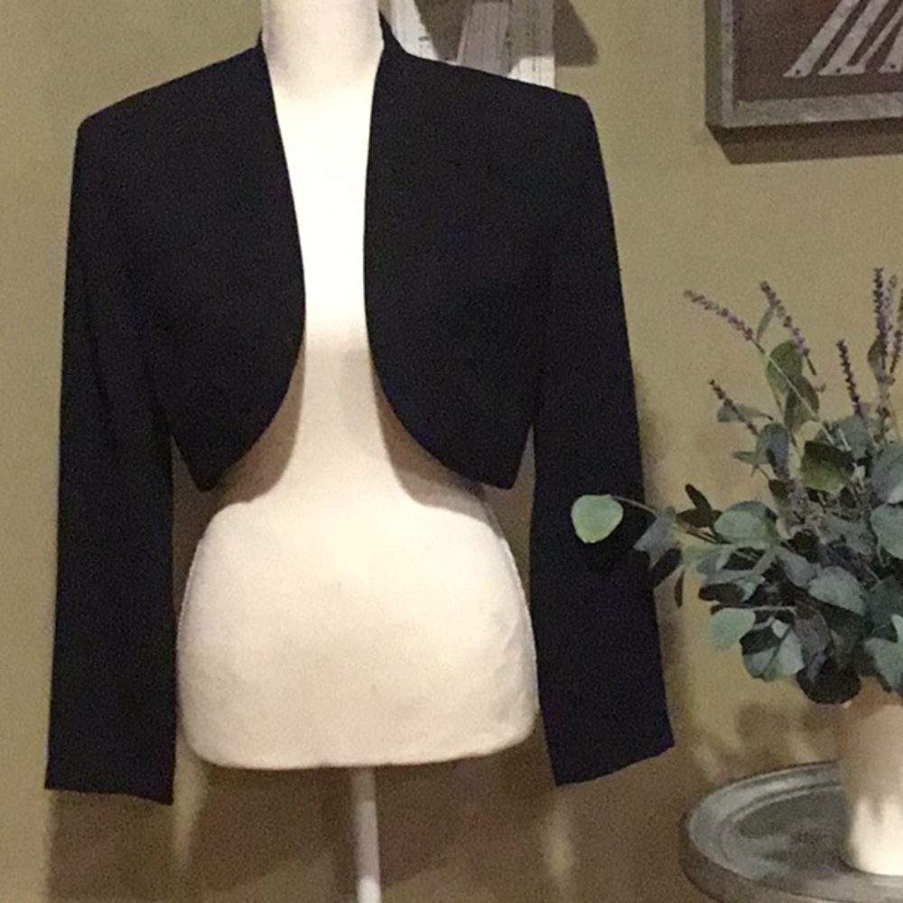 CDC Evening - Shrug